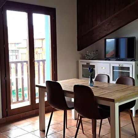 Precioso Atico Con Vistas En El Capricho De Colombres, Asturias 아파트 *