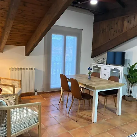 Precioso Atico Con Vistas En El Capricho De Colombres, Asturias