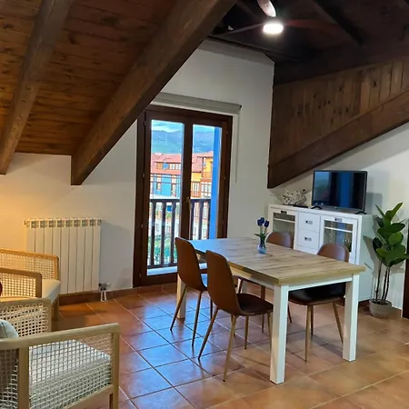 Apartman Precioso Atico Con Vistas En El Capricho De Colombres, Asturias